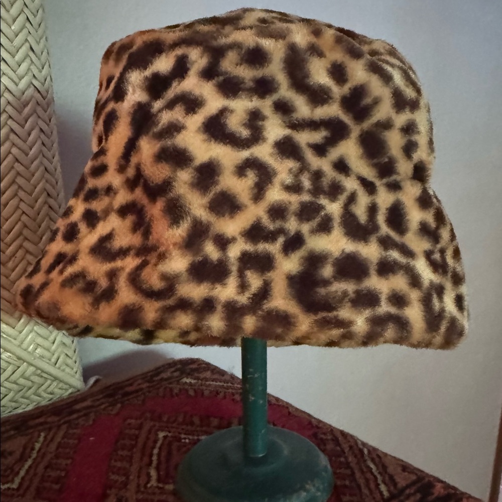 FABULOUS 1960’s Vintage Faux Leopard Pill Box Hat